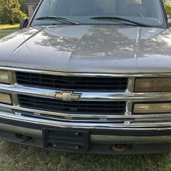 1999 Chevrolet Suburban C1500