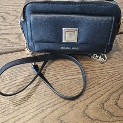 Michael Kors Jet Set Crossbody Bag – Black Leather with Gold Hardware, New

