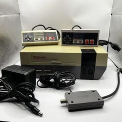 Vintage Nintendo NES Console Bundle w/ Controllers, Cords