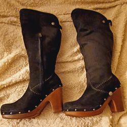 UGG Lillian Suede Clog Boots Size 8