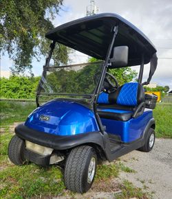 CLUB CAR PRECEDENT GOLF CART