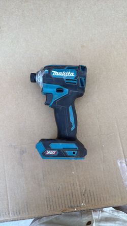Makita Drill driver, XGT 40V.   Pro tool
