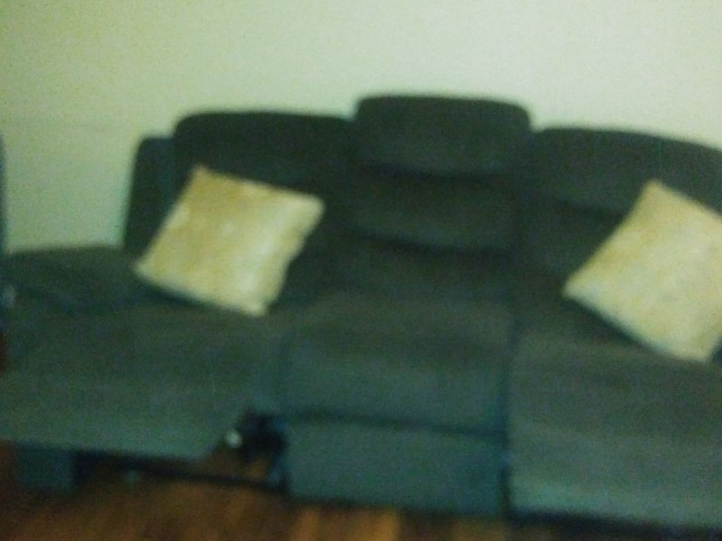 Green Couch Full-size Recline