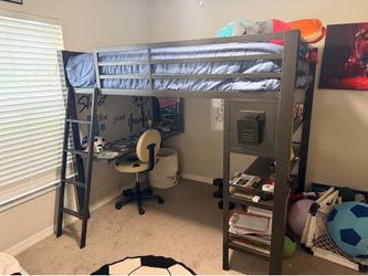 🛏️ Modern Loft Bed with Built-In Desk & Storage – Great for Kids/Teens! ⚽📚