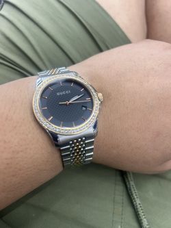 Authentic Men’s Gucci Diamond Watch(2carats)