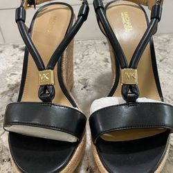 NWB MK SIZE 10 LEATHER SANDALS 