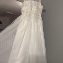 Girls White dress . Size 10 Girls 