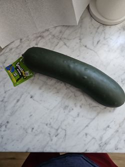 Squishy pickle 15ea
