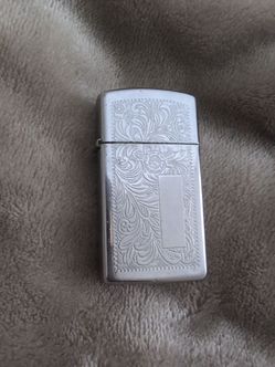 Zippo Slim High Polish Chrome Venetian Lighter