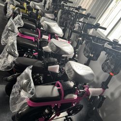 Electric folding bicycle