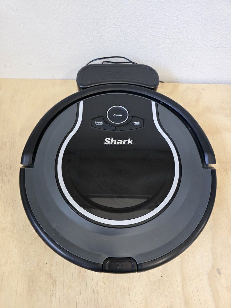 Shark Robo Vacuum 