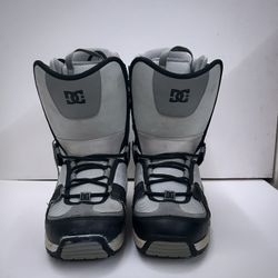 DC Snowbaording Boots