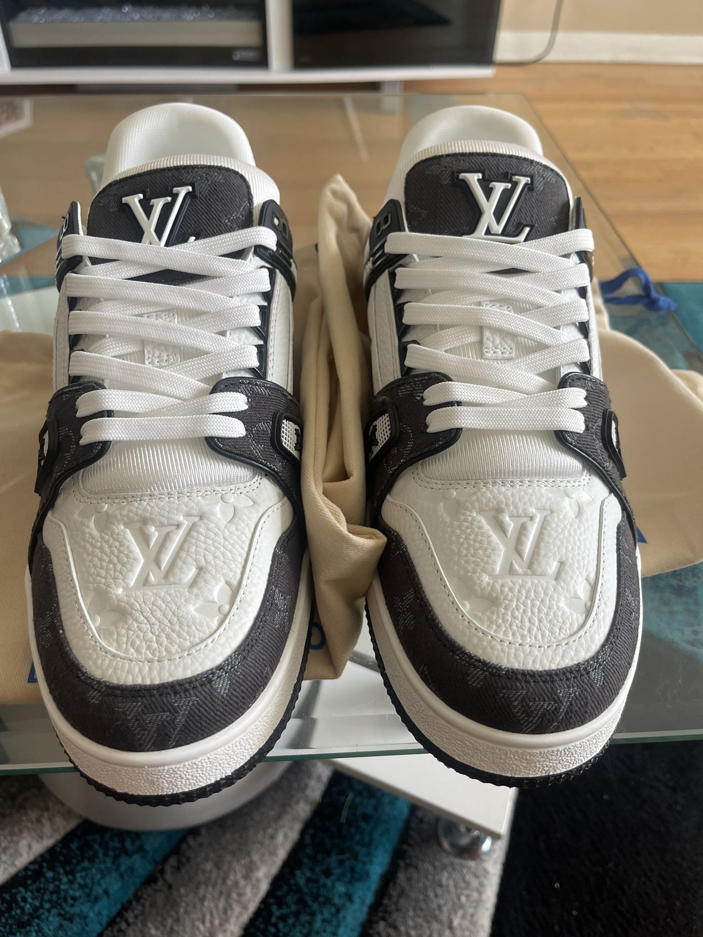 Lv Sport Shoes for Sale in East Moline, IL - OfferUp