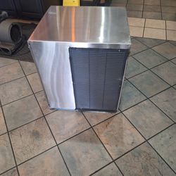 Scotsman Pearl Ice Maker