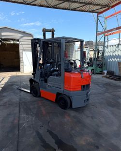 Forklift