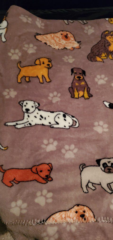 Doggy Pattern Lap Blanket