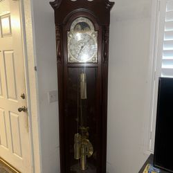 Howard Miller Clock Antique 