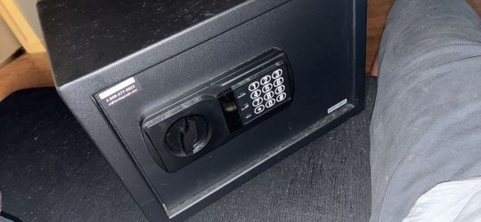 Safe box
