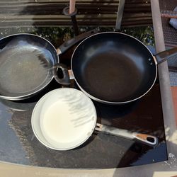 Frying pans for sale