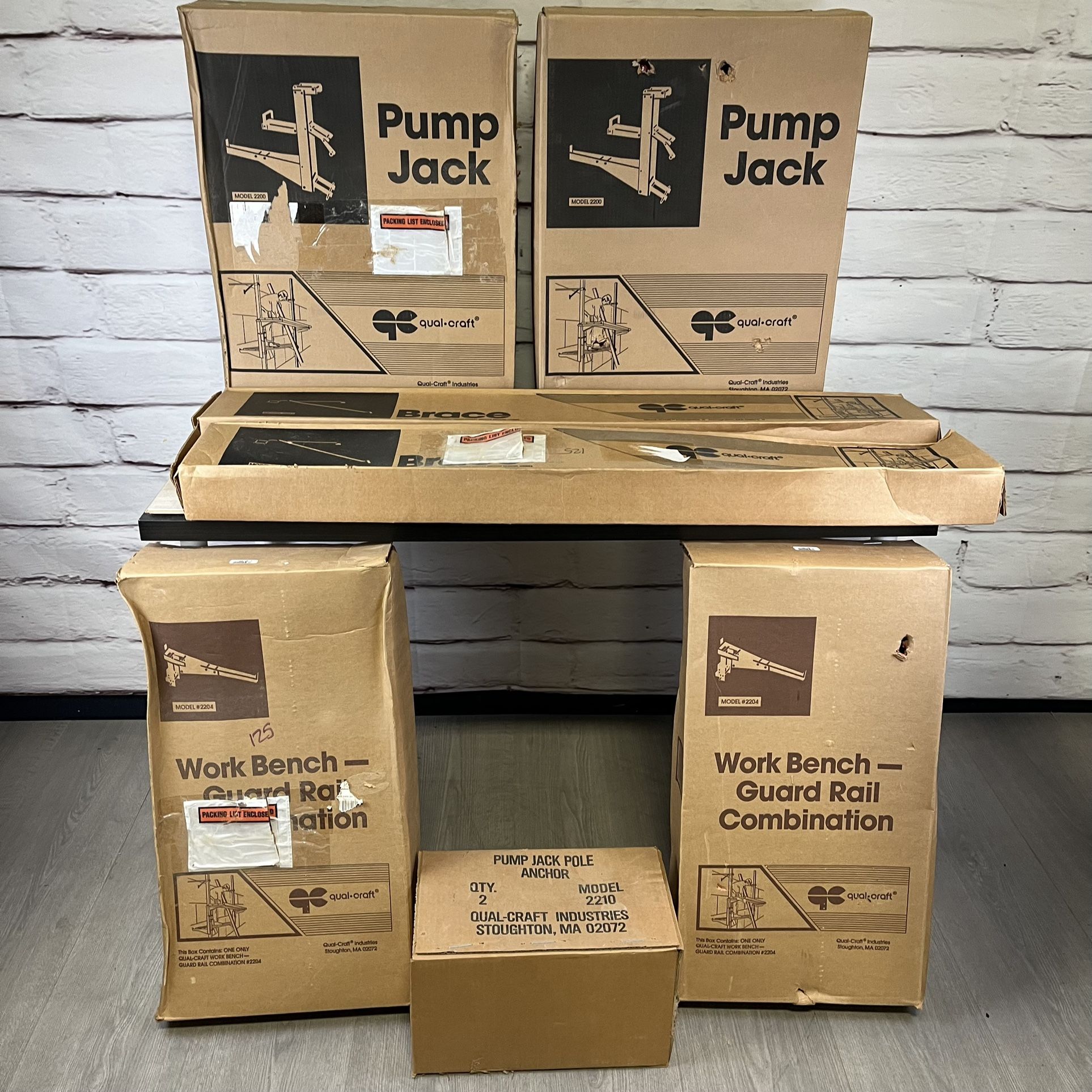 Construction Scaffolding Supplies Qual-Craft Pump Jack, Guard Rail, Brace 7pc