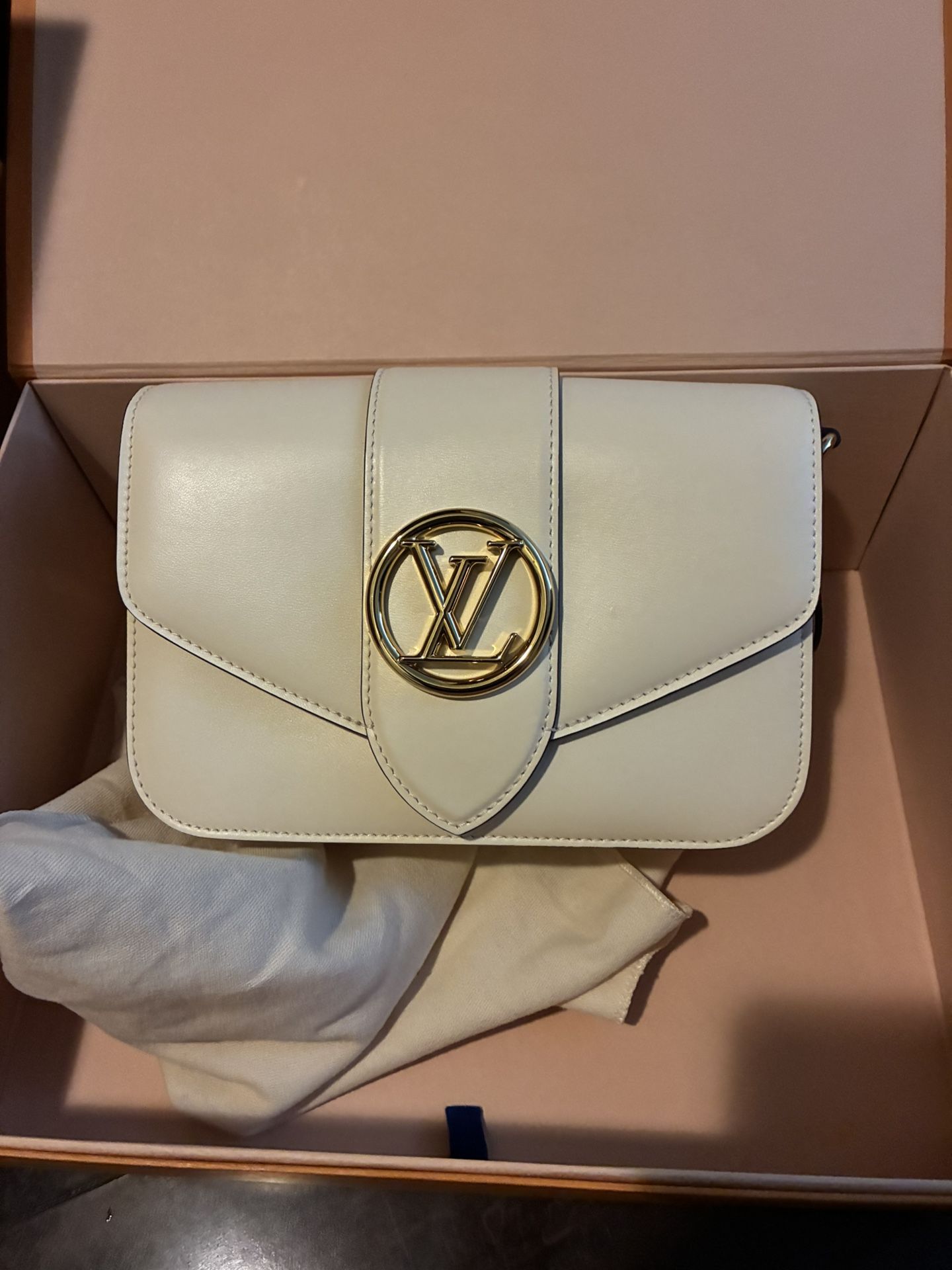 Louis Vuitton M55950