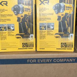 Taladros Dewualt Nuevo Modelo $130 Cada Uno No Batería No Cargador 