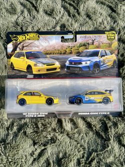Hot Wheels Premium Car Culture 2 Pack '99 Honda Civic Type R EK9 & Spoon FL5
