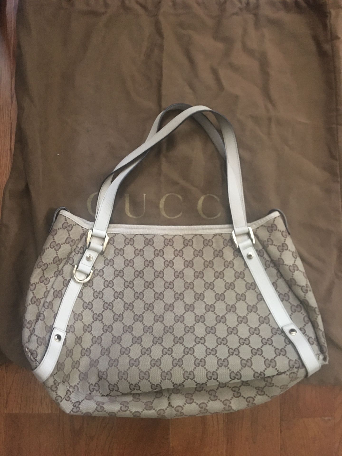 Authentic Gucci Handbag