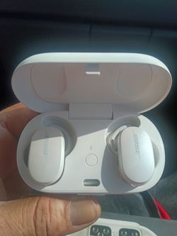 Bose Wireless Earbuds with Charging Case