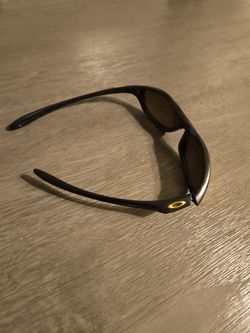 Oakley Sunglasses Black Frame Gold Logo for Kids