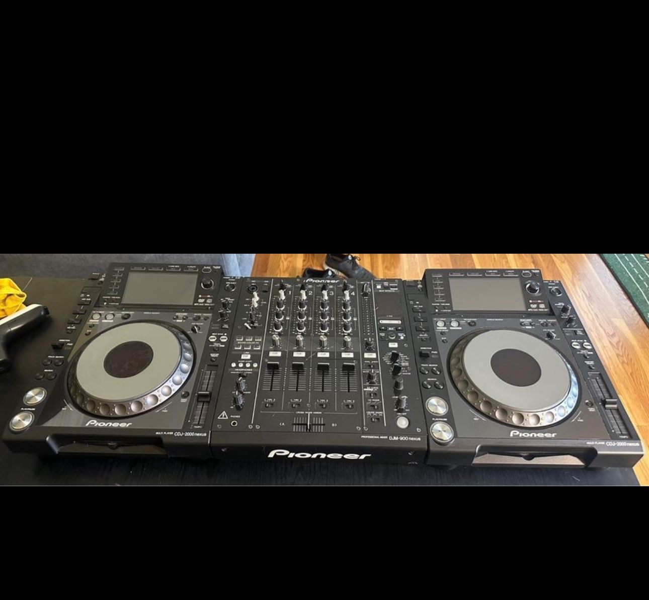 Pioneer CDJ 2000 Nexus 2 djm 900 Nexus