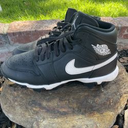 Nike Jordan 1 Mid Little/Big Kids' Cleats 6Y