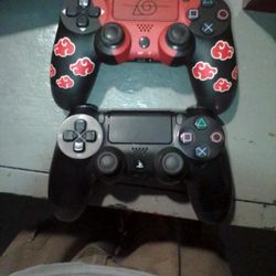 Playstation 4 Dual Shock Wireless Controllers