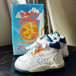 Vintage Nike Flight Baby Shoes