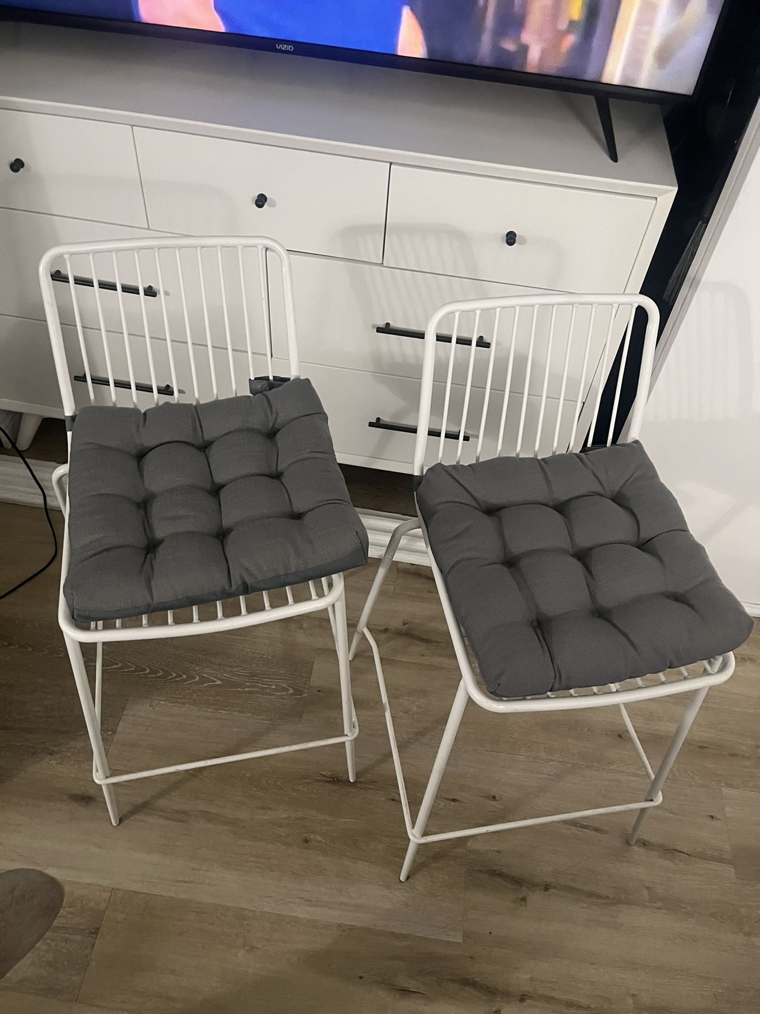 Set of Metal Bar Stool