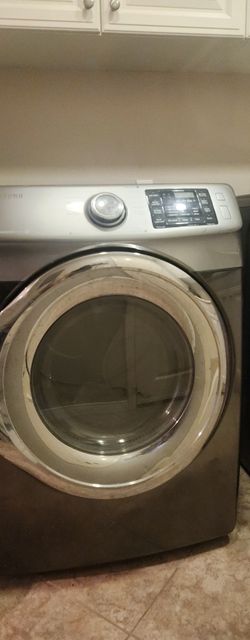 Samsung 7.5 Cu. Ft. 11-Cycle Electric Dryer with Steam