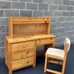 4 Drawer Pine Desk with Hutch and Chair