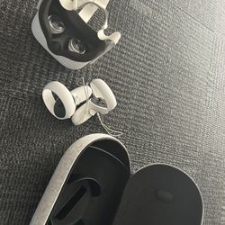 VR Headset (Meta Quest)