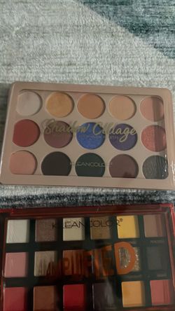 Eye shadow palettes , sombras de ojos