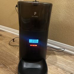 automatic cat feeder PETLIBRO
