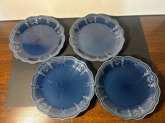 Market Square blue plates