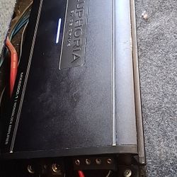 DB EUPHORIA 2000 WATT BASS AMP