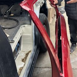 2023 Mitsubishi Outlander PHEV Right Front Door