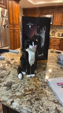 Tuxedo cat Lego ALREADY BUILT