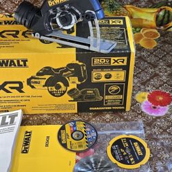 

DEWALT
20V XR Cordless 3 in. Cut-Off Tool (Tool Only)
