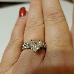 Diamond Engagement RING 