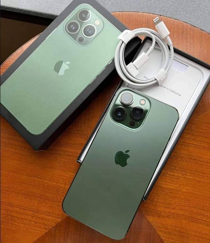 iphone 13 pro max  unlocked 