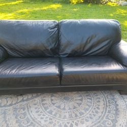 Good Quality Very Nice Black Leather Sofa