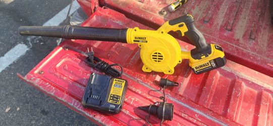 20 V Dewalt blower
