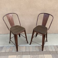 Rustic Distressed Bar Stool With Back